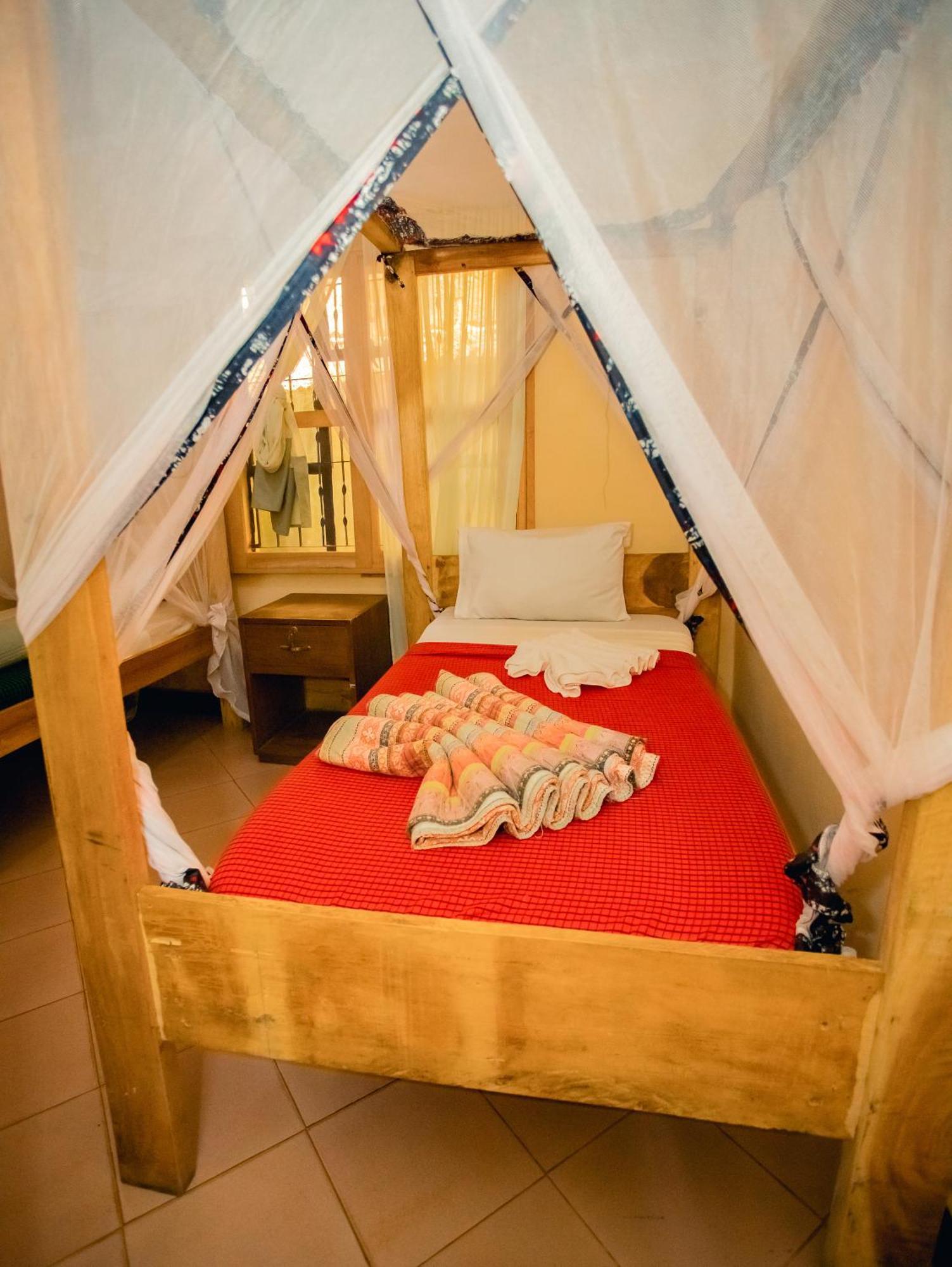 The Secret Garden Hotel Moshi Zimmer foto
